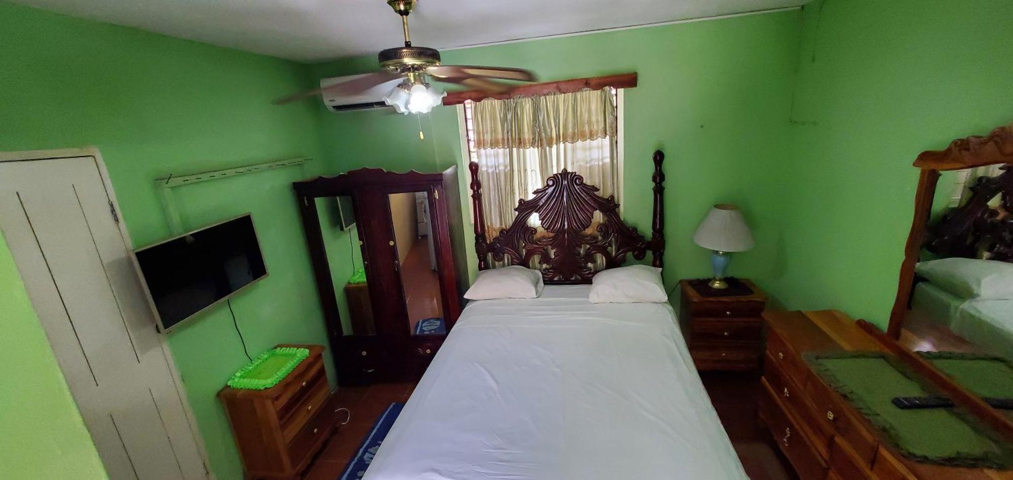 Little Shaw Park Guest House Ocho Rios Exterior foto