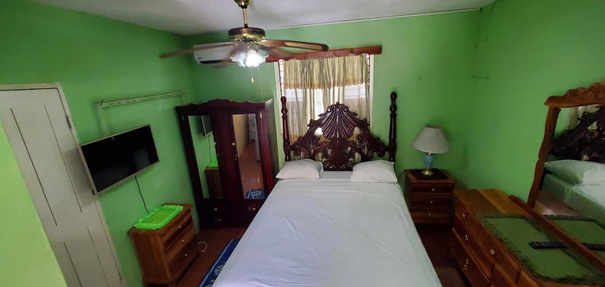 Little Shaw Park Guest House Ocho Rios Exterior foto