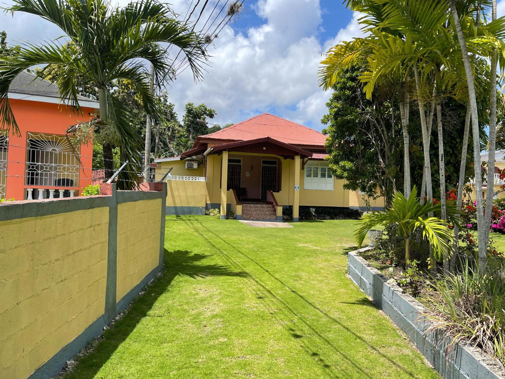 Little Shaw Park Guest House Ocho Rios Exterior foto
